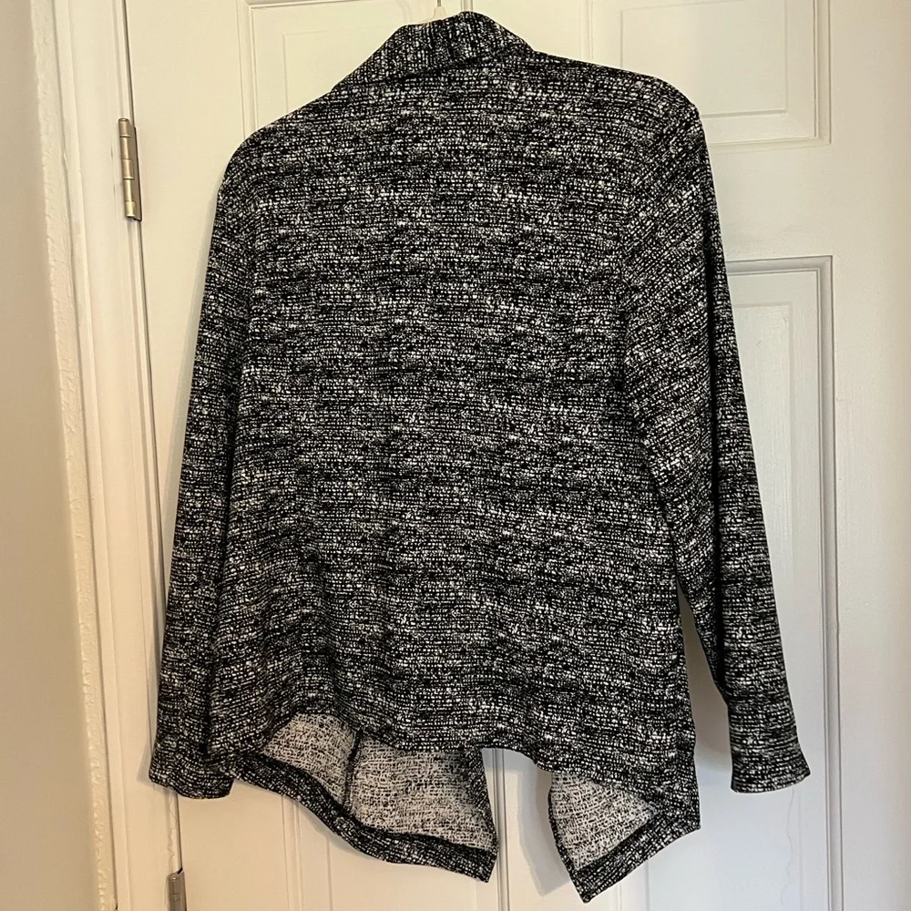 Alfani Black & White Open Front lightweight blazer woman’s plus size 2x - Picture 4 of 4